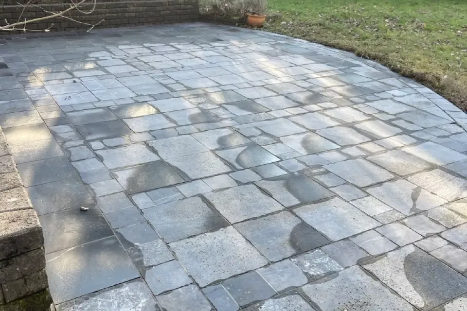 Na